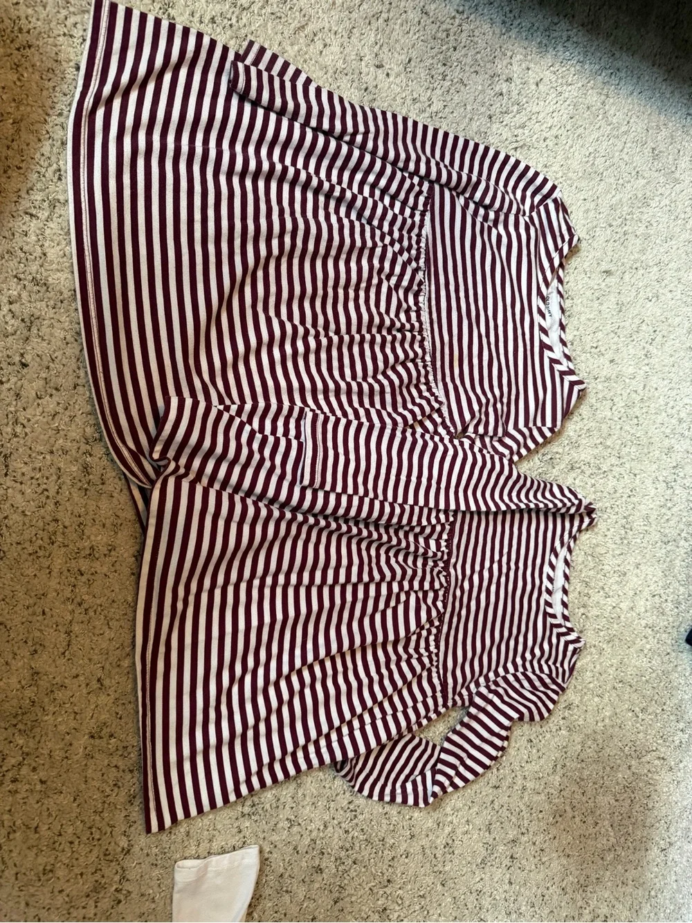 Old Navy Maroon and White Striped Casual Girls' Dress size 4 (and 5)